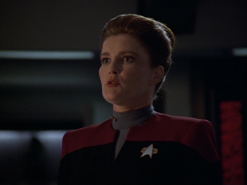ariane179254_StarTrekVoyager_1x01_1x02-Caretaker_6982.jpg