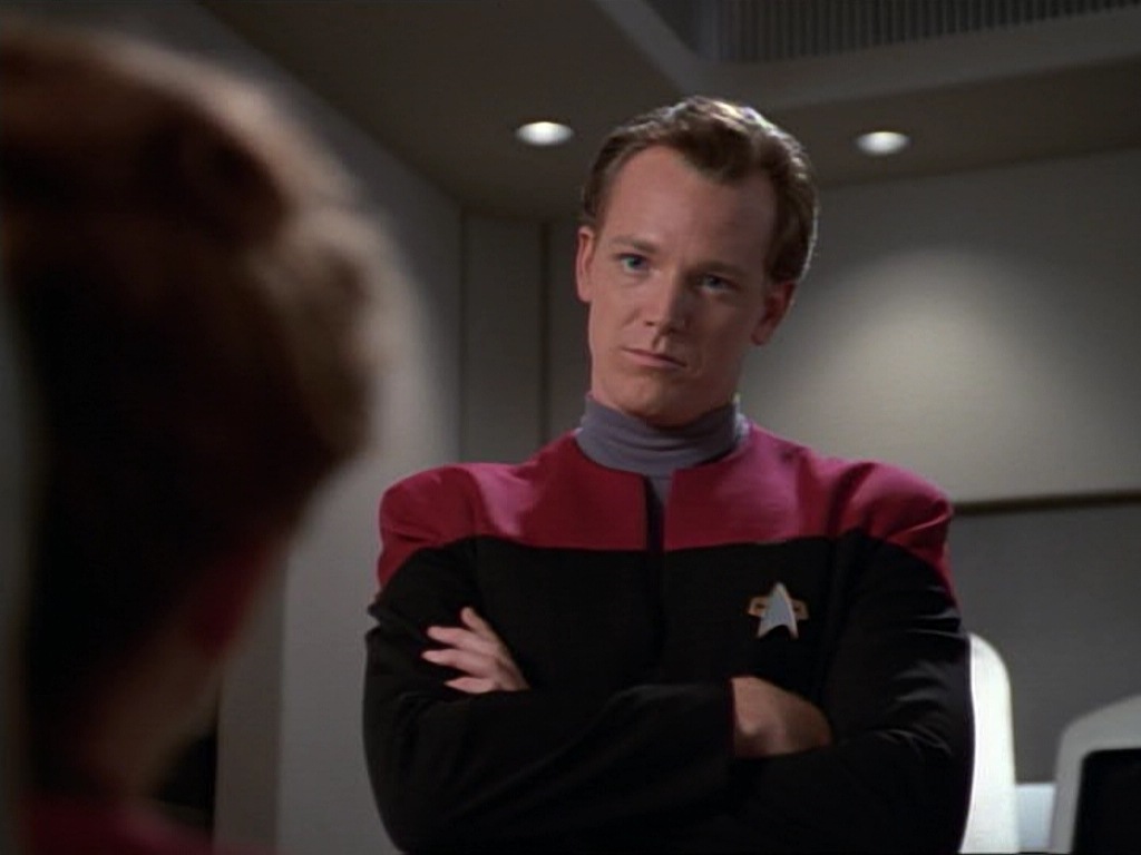 ariane179254_StarTrekVoyager_1x01_1x02-Caretaker_7162.jpg