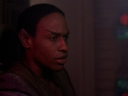 ariane179254_StarTrekVoyager_1x01_1x02-Caretaker_0200.jpg