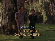 ariane179254_StarTrekVoyager_1x01_1x02-Caretaker_0528.jpg