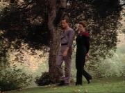 ariane179254_StarTrekVoyager_1x01_1x02-Caretaker_0575.jpg