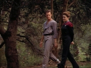 ariane179254_StarTrekVoyager_1x01_1x02-Caretaker_0585.jpg