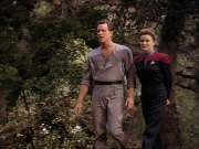 ariane179254_StarTrekVoyager_1x01_1x02-Caretaker_0589.jpg