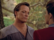 ariane179254_StarTrekVoyager_1x01_1x02-Caretaker_0616.jpg