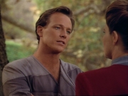 ariane179254_StarTrekVoyager_1x01_1x02-Caretaker_0621.jpg