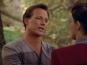 ariane179254_StarTrekVoyager_1x01_1x02-Caretaker_0622.jpg