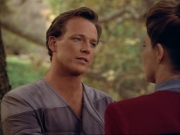ariane179254_StarTrekVoyager_1x01_1x02-Caretaker_0623.jpg