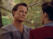 ariane179254_StarTrekVoyager_1x01_1x02-Caretaker_0638.jpg