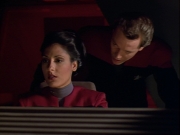ariane179254_StarTrekVoyager_1x01_1x02-Caretaker_0679.jpg