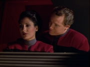 Filename=ariane179254_StarTrekVoyager_1x01_1x02-Caretaker_0701.jpg
Filesize=95KiB
Dimensions=1024x768
Date added=Jul 22, 2016 ariane179254_StarTrekVoyager_1x01_1x02-Caretaker_0701.jpg