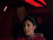 ariane179254_StarTrekVoyager_1x01_1x02-Caretaker_0729.jpg