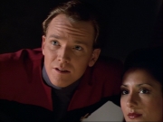 ariane179254_StarTrekVoyager_1x01_1x02-Caretaker_0766.jpg