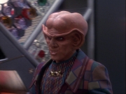 ariane179254_StarTrekVoyager_1x01_1x02-Caretaker_0788.jpg