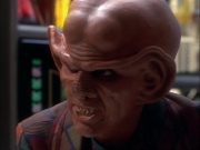 ariane179254_StarTrekVoyager_1x01_1x02-Caretaker_0809.jpg