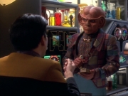 ariane179254_StarTrekVoyager_1x01_1x02-Caretaker_0903.jpg