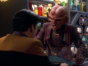 ariane179254_StarTrekVoyager_1x01_1x02-Caretaker_0915.jpg