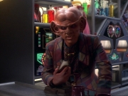 ariane179254_StarTrekVoyager_1x01_1x02-Caretaker_0970.jpg