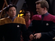 ariane179254_StarTrekVoyager_1x01_1x02-Caretaker_0975.jpg