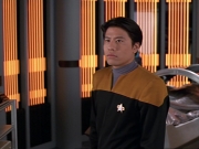 ariane179254_StarTrekVoyager_1x01_1x02-Caretaker_1062.jpg