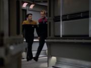 ariane179254_StarTrekVoyager_1x01_1x02-Caretaker_1066.jpg