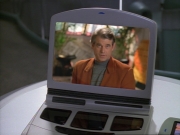 ariane179254_StarTrekVoyager_1x01_1x02-Caretaker_1095.jpg