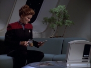 ariane179254_StarTrekVoyager_1x01_1x02-Caretaker_1098.jpg