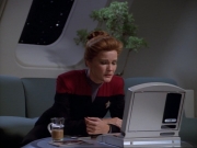 ariane179254_StarTrekVoyager_1x01_1x02-Caretaker_1117.jpg