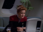 ariane179254_StarTrekVoyager_1x01_1x02-Caretaker_1119.jpg