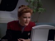 ariane179254_StarTrekVoyager_1x01_1x02-Caretaker_1121.jpg