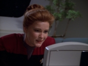 ariane179254_StarTrekVoyager_1x01_1x02-Caretaker_1124.jpg