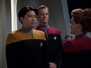 ariane179254_StarTrekVoyager_1x01_1x02-Caretaker_1174.jpg