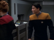 ariane179254_StarTrekVoyager_1x01_1x02-Caretaker_1227.jpg