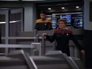 ariane179254_StarTrekVoyager_1x01_1x02-Caretaker_1242.jpg