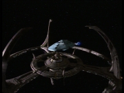 ariane179254_StarTrekVoyager_1x01_1x02-Caretaker_1283.jpg