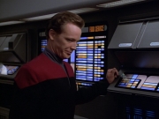 ariane179254_StarTrekVoyager_1x01_1x02-Caretaker_1324.jpg