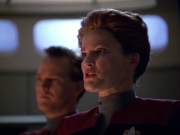 ariane179254_StarTrekVoyager_1x01_1x02-Caretaker_1617.jpg