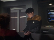 ariane179254_StarTrekVoyager_1x01_1x02-Caretaker_1792.jpg