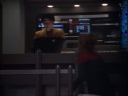 ariane179254_StarTrekVoyager_1x01_1x02-Caretaker_1817.jpg