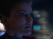 ariane179254_StarTrekVoyager_1x01_1x02-Caretaker_2035.jpg