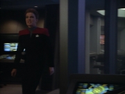 ariane179254_StarTrekVoyager_1x01_1x02-Caretaker_2038.jpg