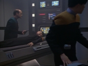 ariane179254_StarTrekVoyager_1x01_1x02-Caretaker_2048.jpg