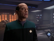 ariane179254_StarTrekVoyager_1x01_1x02-Caretaker_2084.jpg