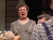 ariane179254_StarTrekVoyager_1x01_1x02-Caretaker_2189.jpg