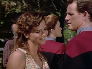 ariane179254_StarTrekVoyager_1x01_1x02-Caretaker_2193.jpg