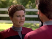 ariane179254_StarTrekVoyager_1x01_1x02-Caretaker_2253.jpg