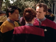 ariane179254_StarTrekVoyager_1x01_1x02-Caretaker_2256.jpg