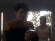 ariane179254_StarTrekVoyager_1x01_1x02-Caretaker_2386.jpg