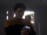 ariane179254_StarTrekVoyager_1x01_1x02-Caretaker_2387.jpg