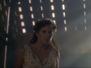 ariane179254_StarTrekVoyager_1x01_1x02-Caretaker_2429.jpg