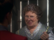ariane179254_StarTrekVoyager_1x01_1x02-Caretaker_2458.jpg